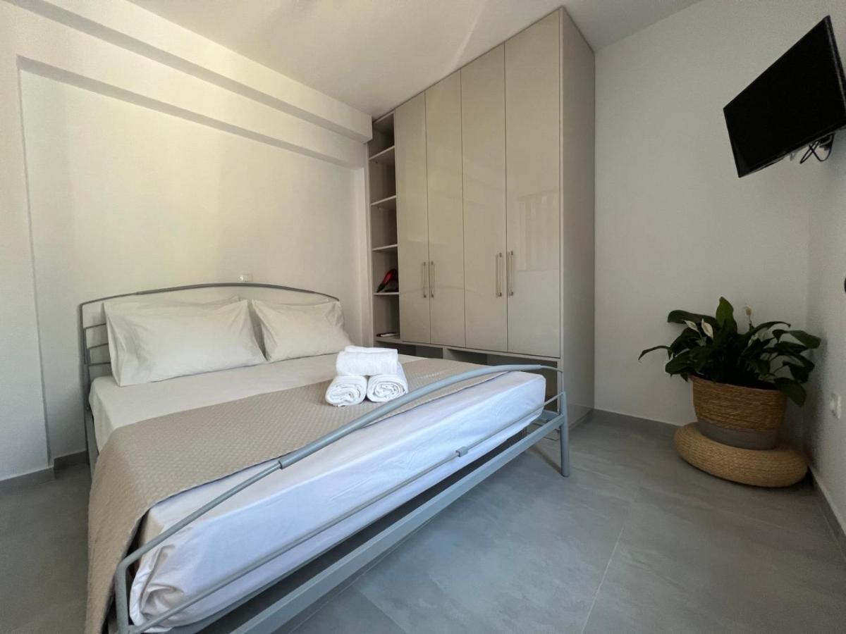Vespista Boutique Apartment Skiathos Town Ngoại thất bức ảnh