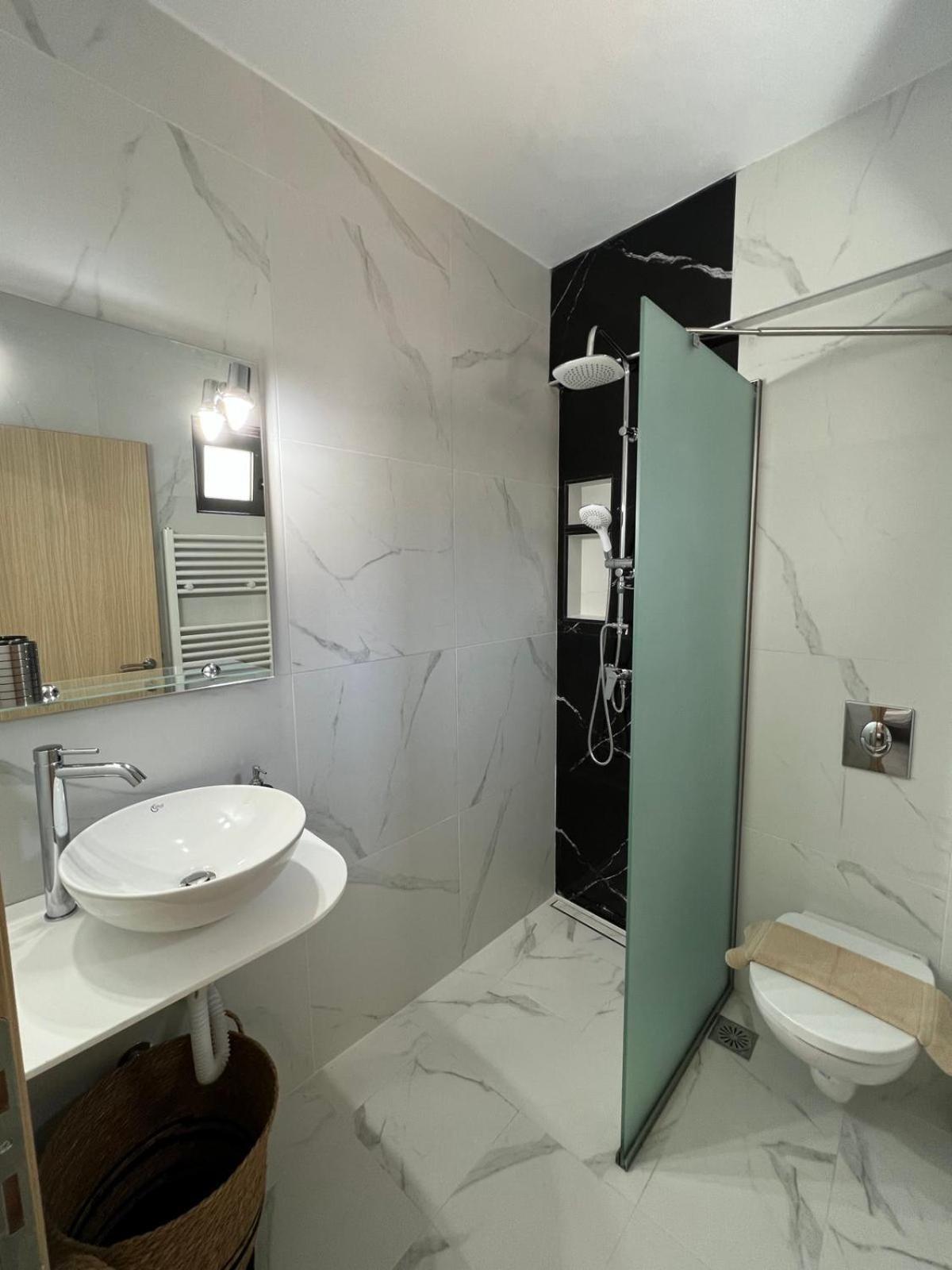 Vespista Boutique Apartment Skiathos Town Ngoại thất bức ảnh