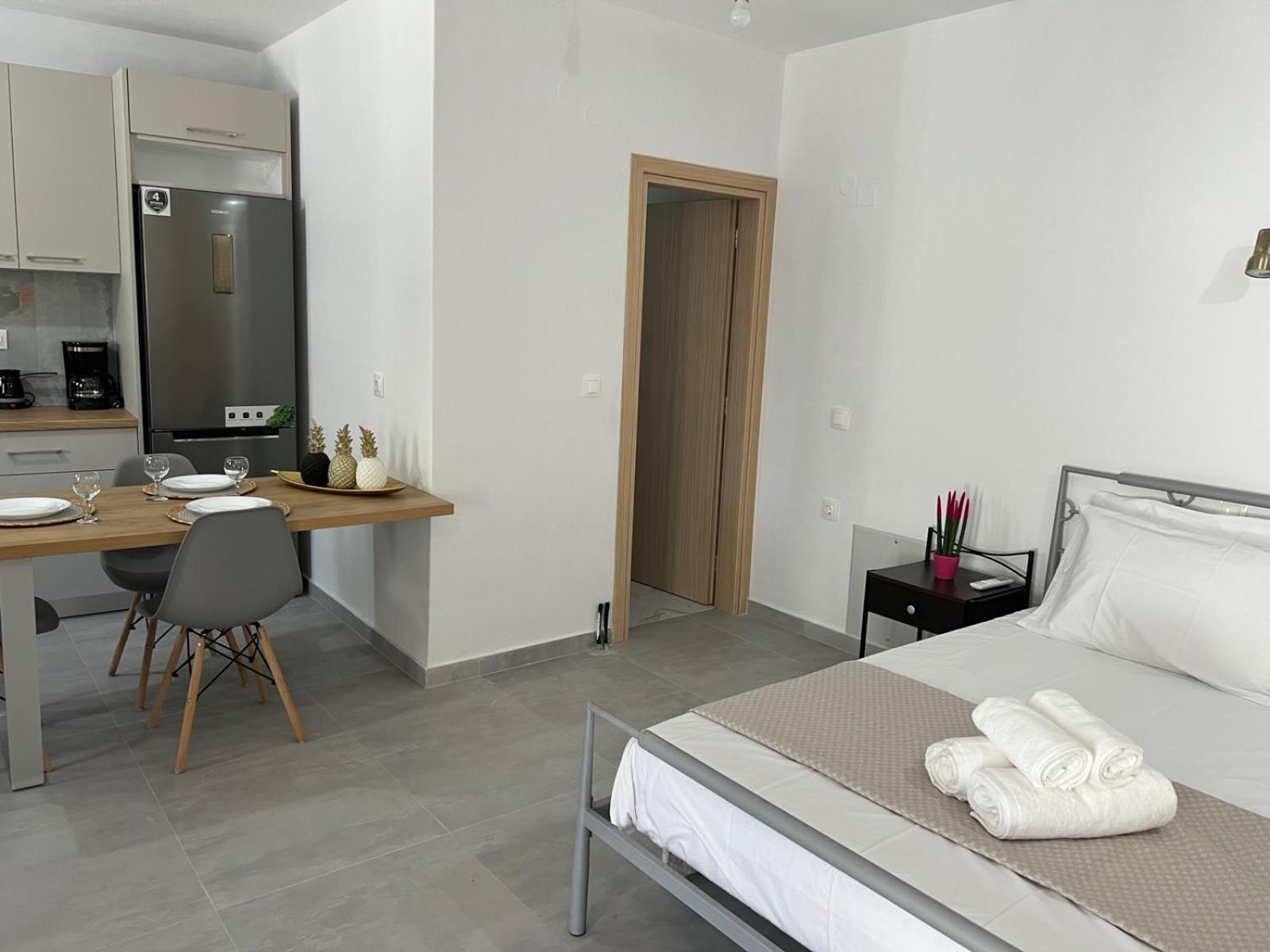 Vespista Boutique Apartment Skiathos Town Ngoại thất bức ảnh