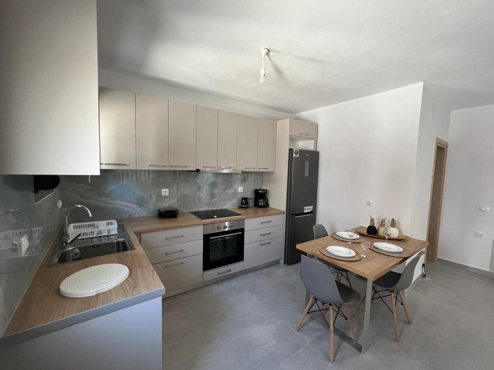Vespista Boutique Apartment Skiathos Town Ngoại thất bức ảnh