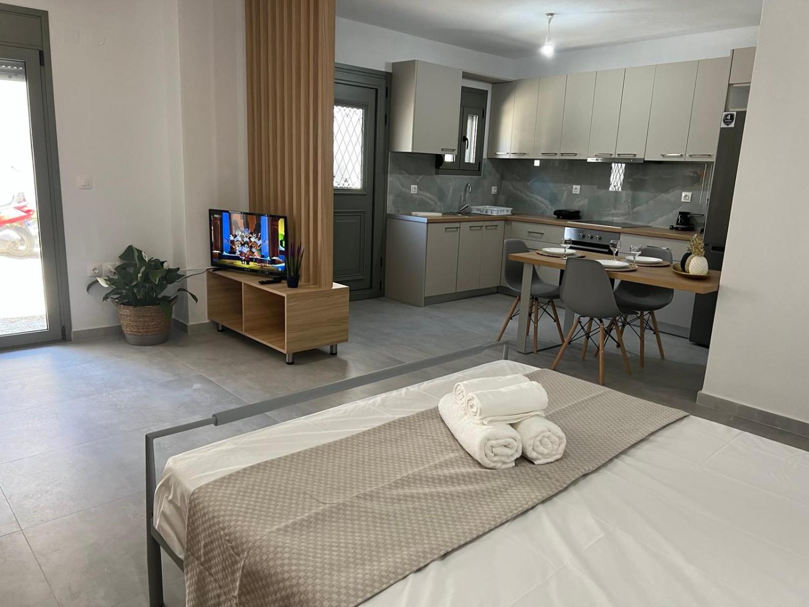 Vespista Boutique Apartment Skiathos Town Ngoại thất bức ảnh